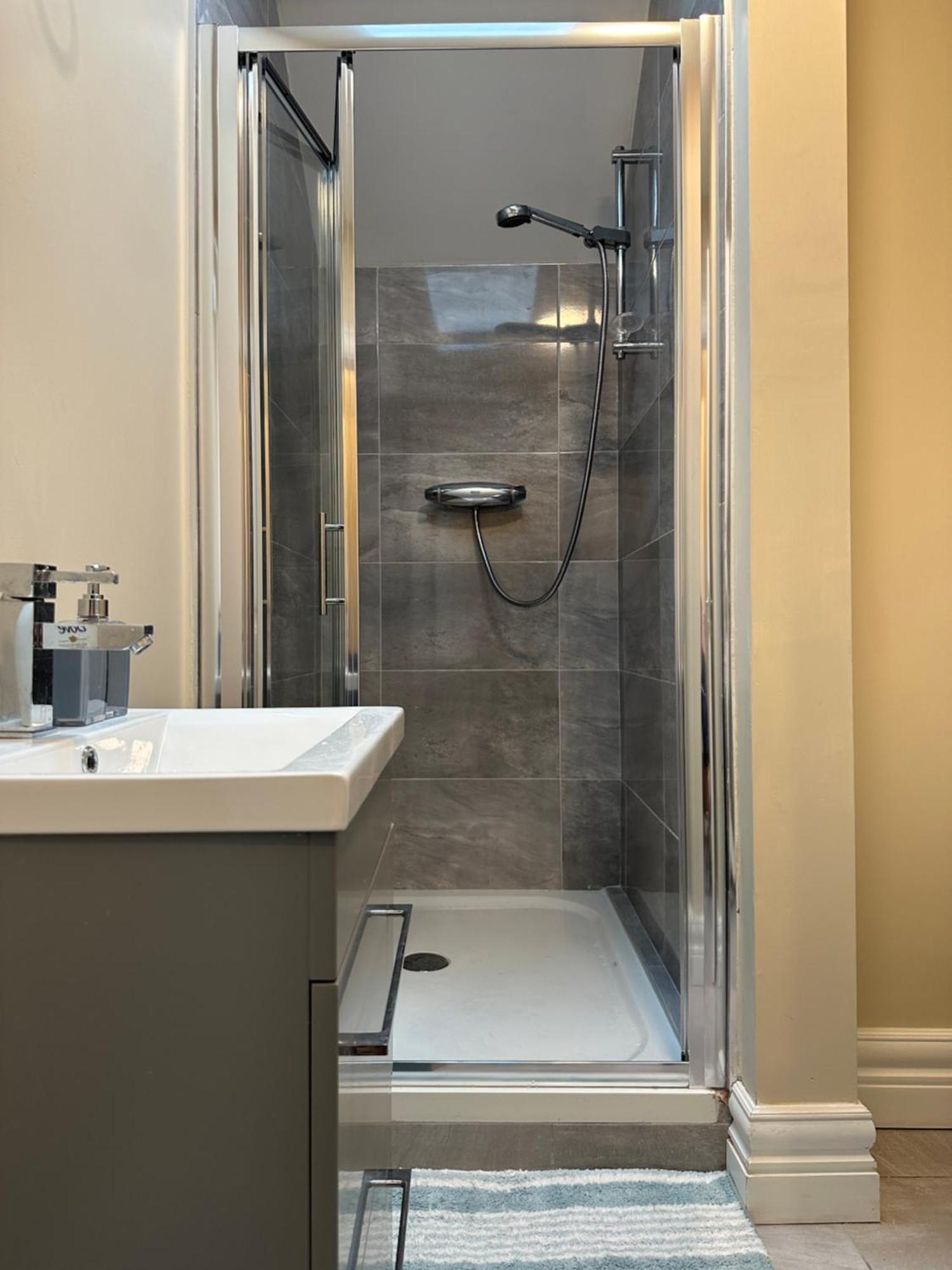 Adams Complex Appartement Tullamore Buitenkant foto